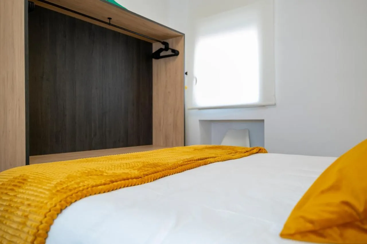 Apartamentos En Cordoba, Puente Romano Y Torre Calahorra Cordova